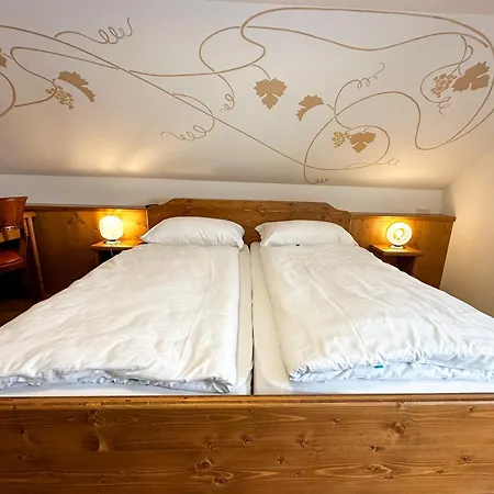 Locanda Orelli فندق مبيت وإفطار 4*